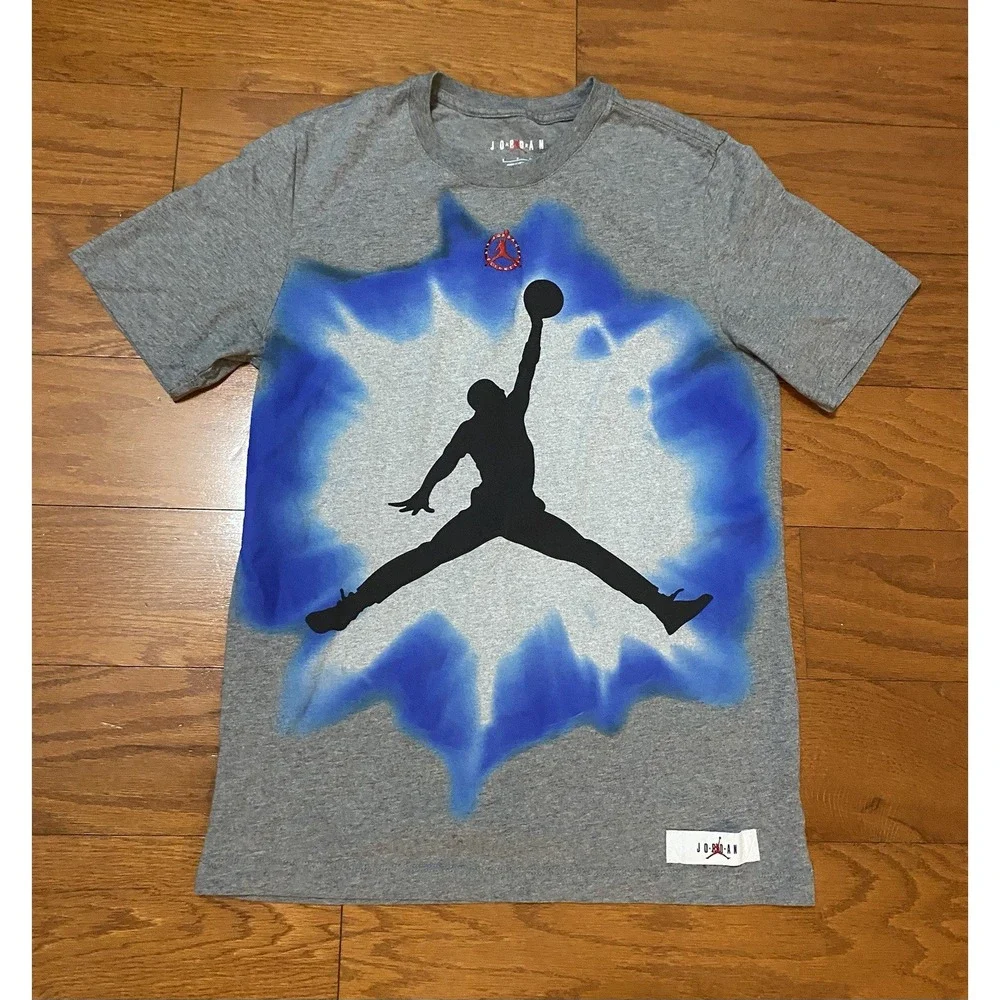 Jordan Mens Blue Cloud Wash Graphic T-Shirt Jumpman Gray Small AOP Excellent